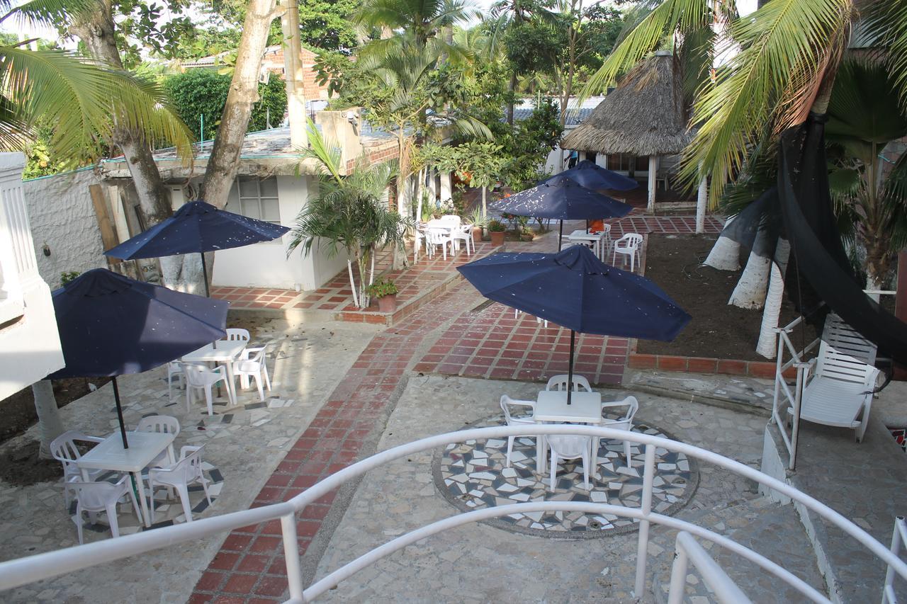 El Coral Hotel *